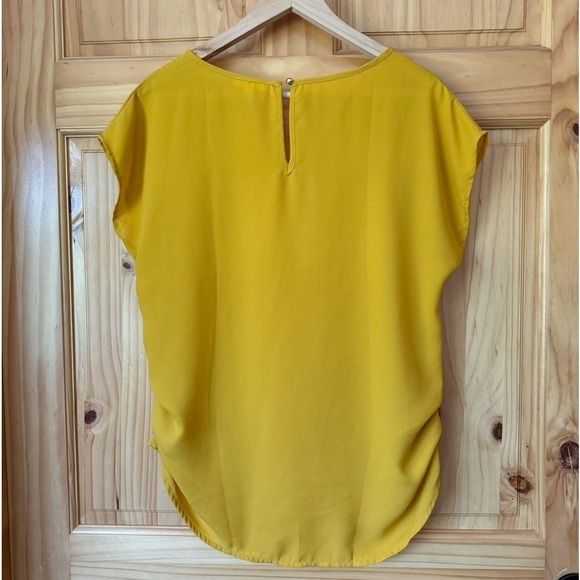 MINE shirred cap sleeve scoop neck mustard blouse size large - Picture 13 of 14